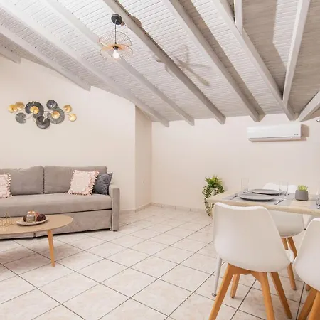 Koukos Loft 蒂锡利维