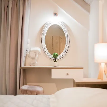 Koukos Loft 公寓式酒店 蒂锡利维